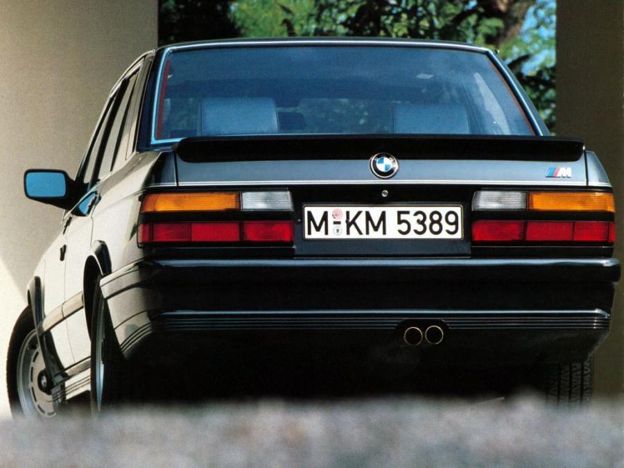  BMW M535i 1985 года  (фото 3 из 5)